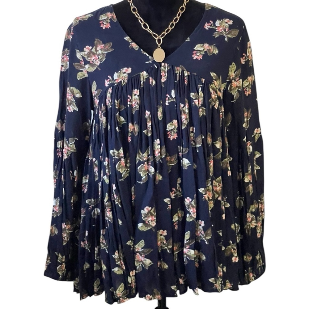 MOD X BOHO FLORAL PLEATED GYPSY TOP SZ SM